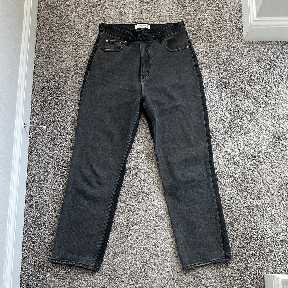 Abercrombie & Fitch Ankle Straight Ultra High Rise Jeans